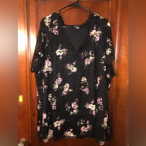 Floral Top (Plus Size)